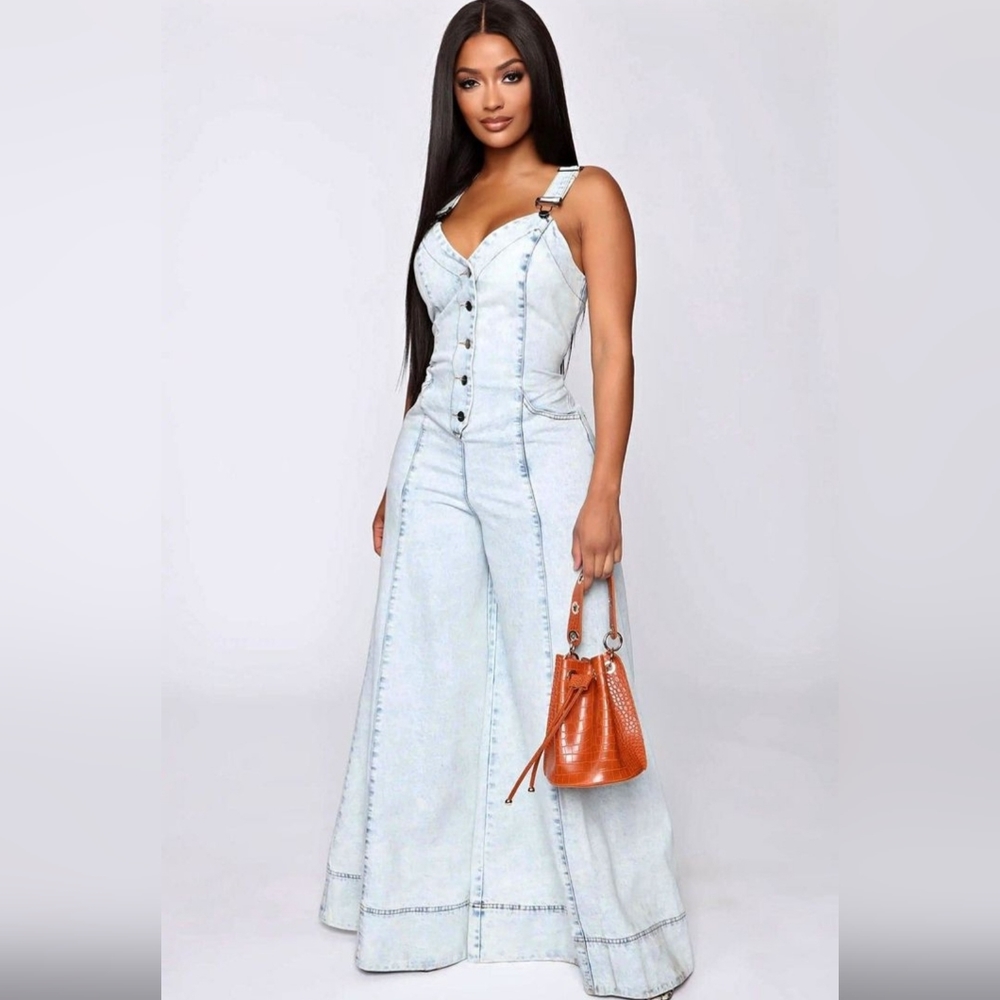 Fashion nova jumpsuit